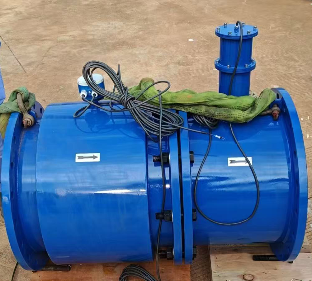 化工行業(yè)福音：非滿管電磁流量計(jì)應(yīng)對腐蝕性介質(zhì)的“硬核”表現(xiàn)